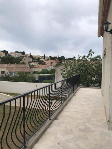 Haut De Maison Entierement Renove Avec Garage Carnoux-en-Provence Ngoại thất bức ảnh